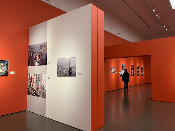 “新时代上海即时摄影优秀作品展”展览现场