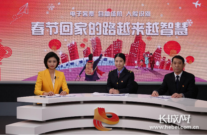 访谈现场。见习记者 李皓 摄