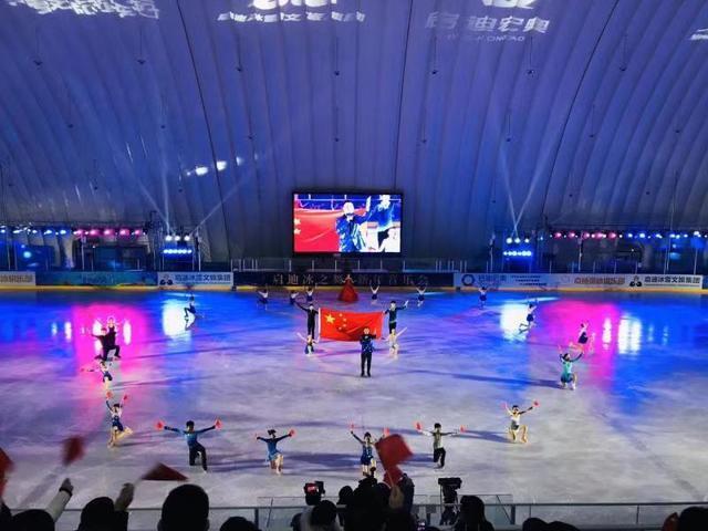 花样滑冰的跨界艺术表演，“启迪冰之舞”新年音乐会举行