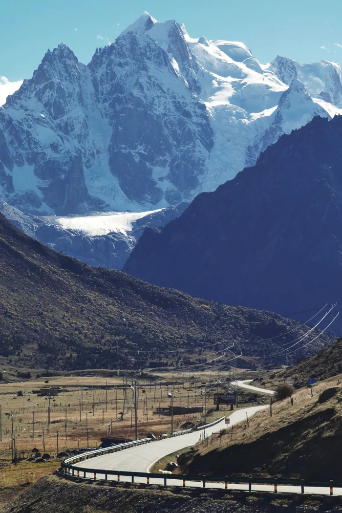 ▲ 雀儿山。摄影/胡澍