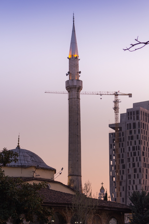 Et'hem Bey清真寺后面的钟楼 资料图