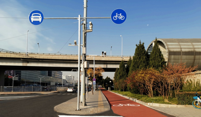 △图片为西直门外大街辅路