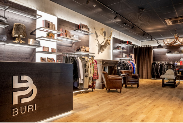 ▲ 站内BURI高端设计品牌服装店