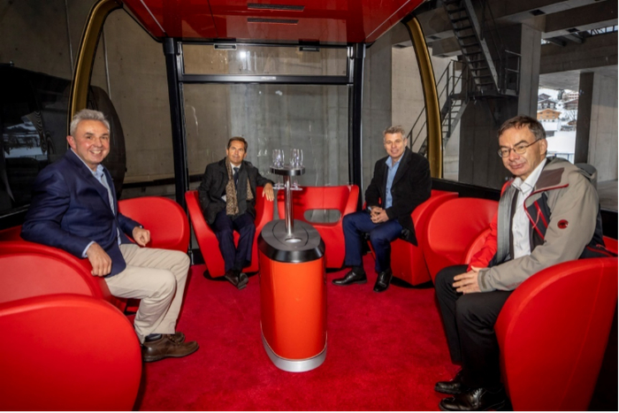 ▲ VIP 车厢内景