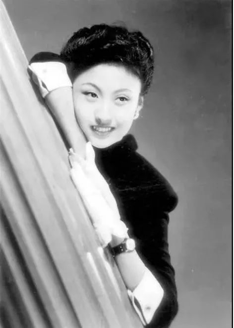 ·年轻时的黄宗英