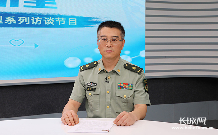 白求恩国际和平医院邯郸医疗区神经内科主任，副主任医师项德坤。 记者 陈思思 摄