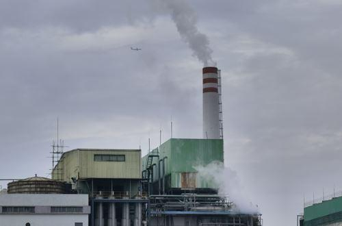 减排措施中贡献最大的是产业结构调整，对减排贡献率是92%。郑迪坤 摄