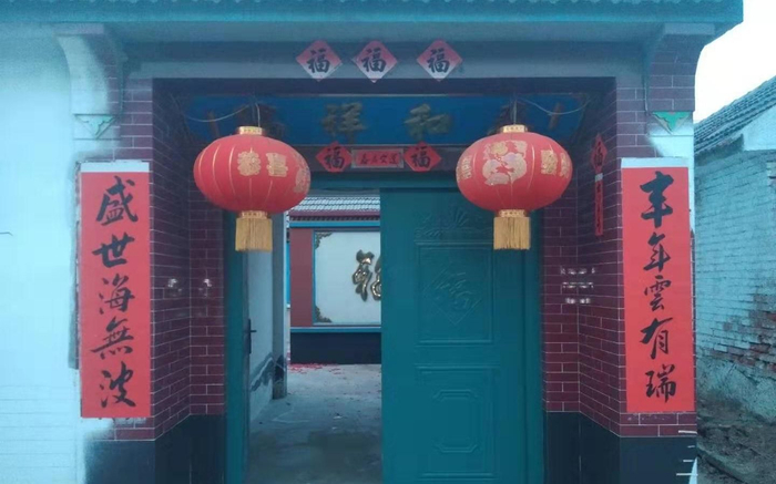 村里吴姓村民会将白纸头朝上张贴。受访者供图