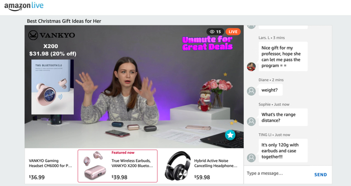 图：亚马逊直播间里常常只有数十人，用户可在右侧对话框提问，并点击下方图标购买
