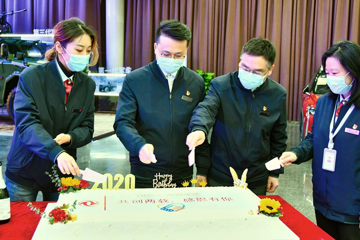 共享喜悦时刻 姜雨涛/摄