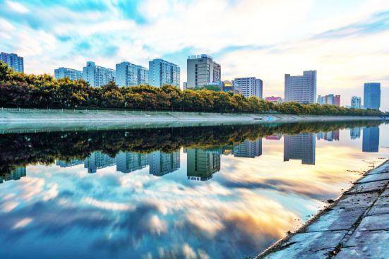 图：东风渠实景