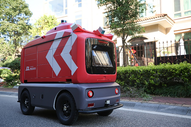 JDL京东物流智能快递车，图片来源：京东