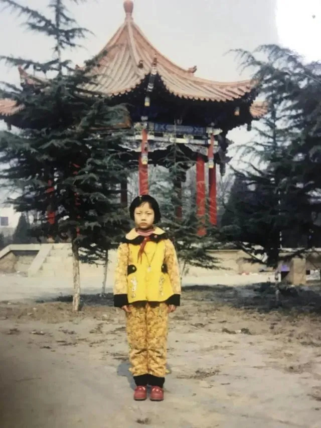 图| 小时候的周欣雨