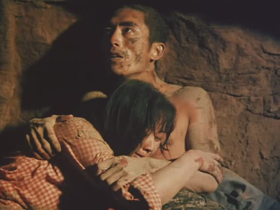 《老井》中的井下相拥