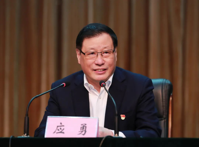 △ 省委书记应勇来校宣讲党的十九届五中全会精神并调研