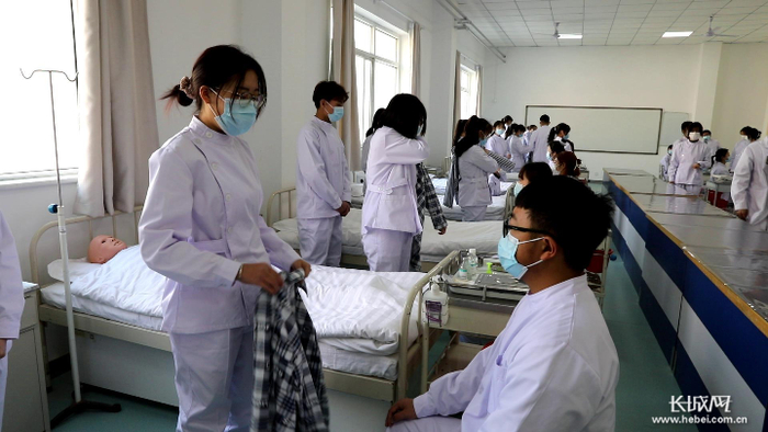 学生日常实训。