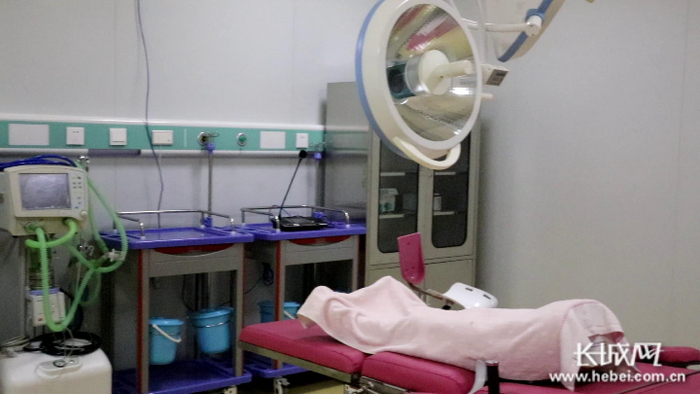 河北女子职业技术学院的实训设备。