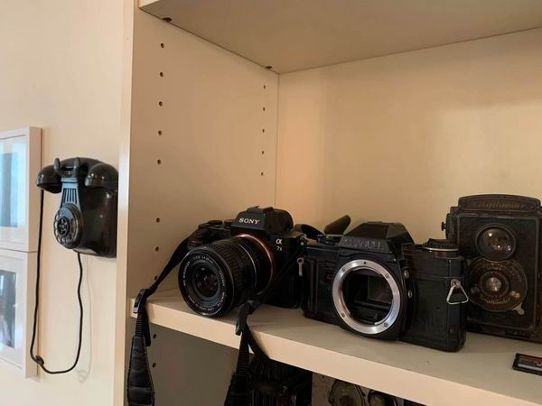 陆元敏的海鸥相机，如今35mm的镜头安在了一台数码相机上