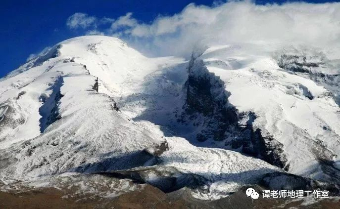 【地理解析】高考地理中常考的冰川类型总结|槽谷|擦痕|山岳冰川|冰盖|雪线_新浪新闻