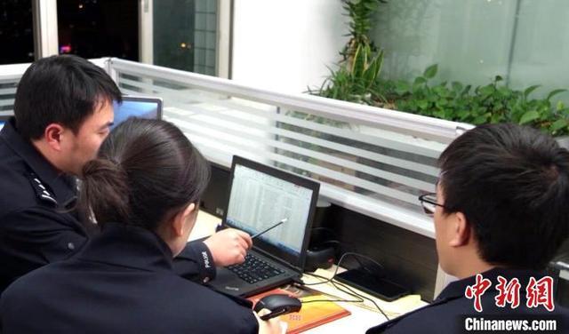 探访24小时“上网”的警察：春节不“打烊”紧盯网络安全