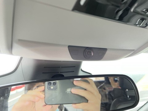 ▲滴滴D1内部的摄像头