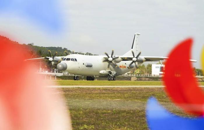 解放军空警500预警机春节巡航南海