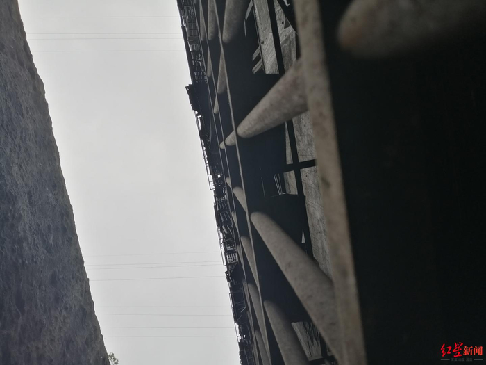 大火波及楼上住户