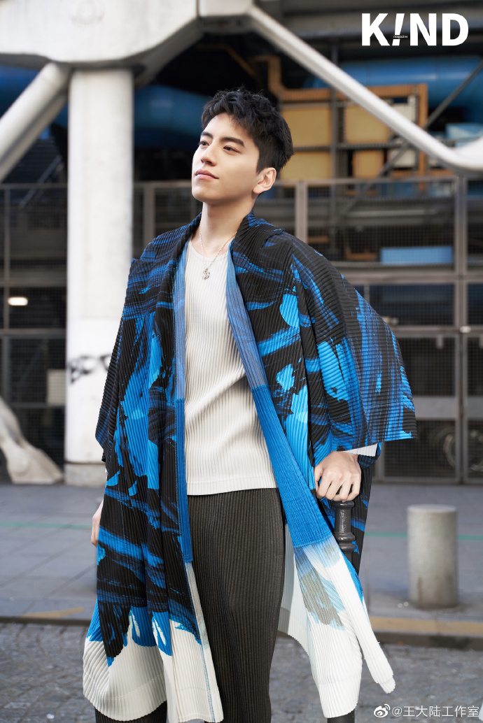 图/三宅一生微博截图