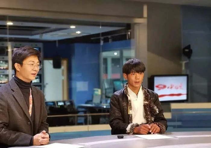  ·&nbsp;丁真受邀担任主播。