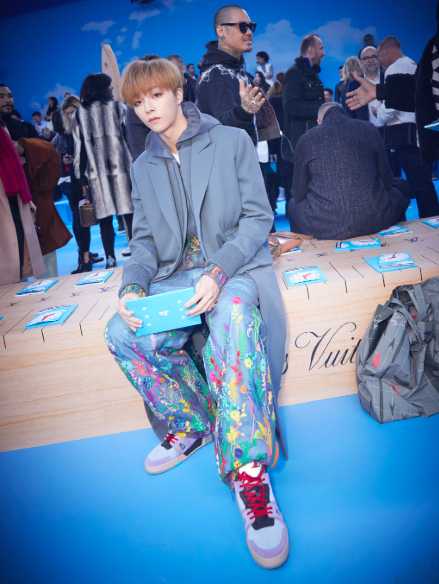 图/陈立农工作室微博截图