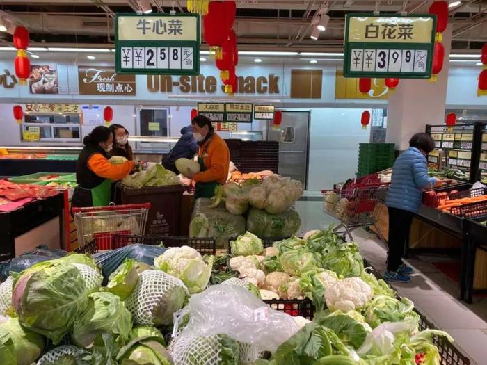 绿叶菜难买？要不要囤菜？上海市民的菜篮子有没有保障？