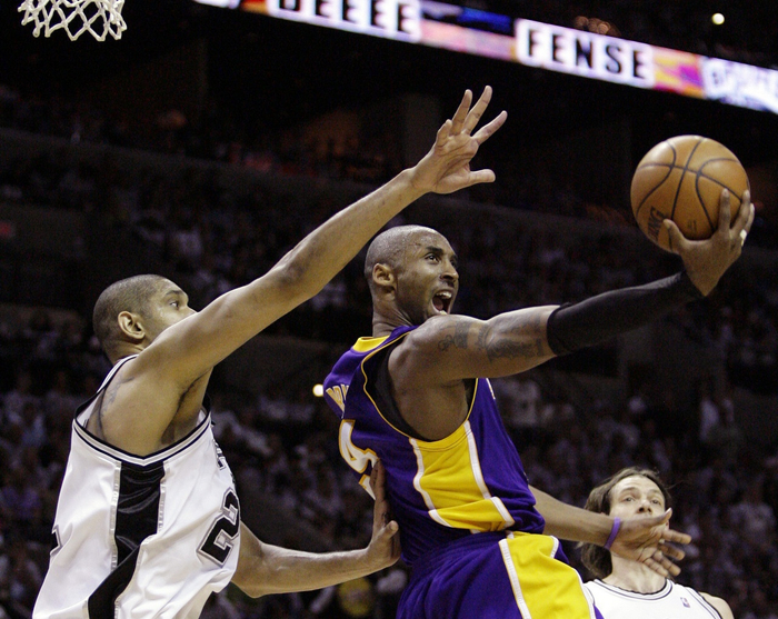 [Charania] Kobe Bryant will be a first-ballot enshrinement into the Naismith Basketball Hall of Fame class of 2020. "Expected to be arguably the most epic class ever with Kobe, Tim Duncan and Kevin Garnett," HOF chairman Jerry Colangelo says. "Kobe will be honored the way he should be."