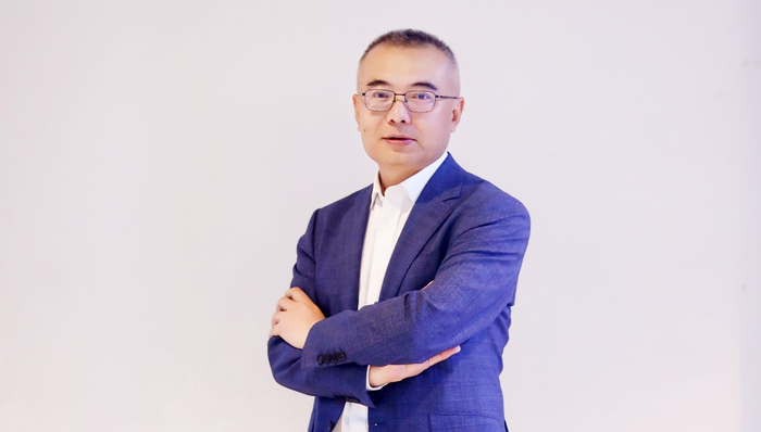 上图为：易路董事长兼CEO王天扬