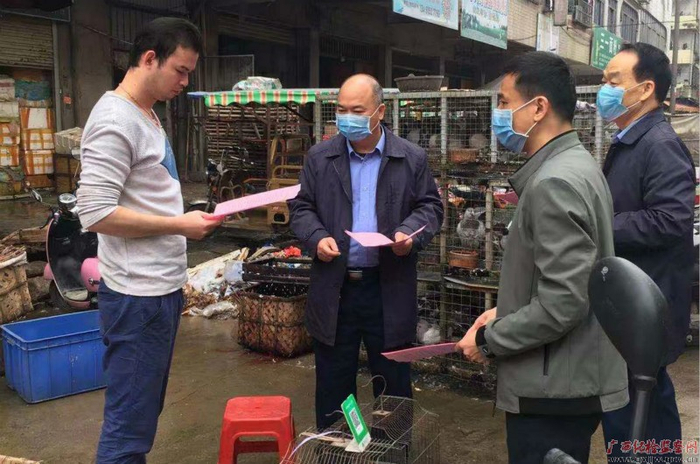 博白县纪委监委督查组到市场检查禁卖野生动物情况