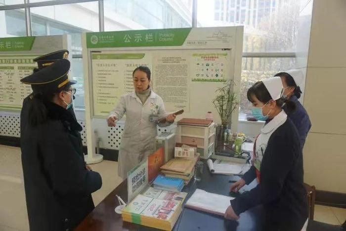  青海省卫生监督所人员开展疫情防控卫生监督检查