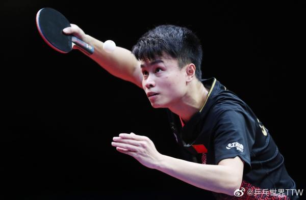 周启豪连胜马龙和许昕。 本文图片：@乒乓世界TTW