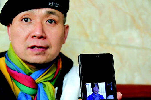 魏劲松做“横漂”三年，逆袭成角色演员