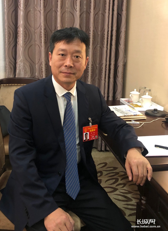 省人大代表石磊 长城新媒体记者 蔡洪坡 摄