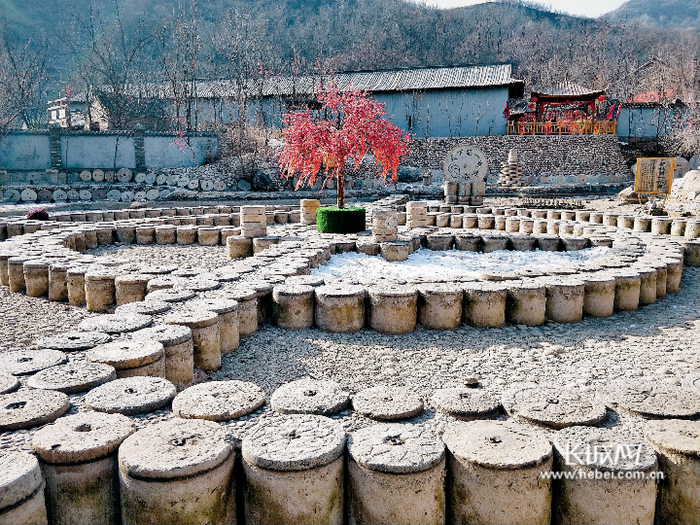 “天下第一磨盘谷”。郝艳红 摄