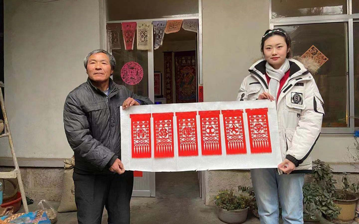 为青岛理工大学做的过门笺。受访者供图