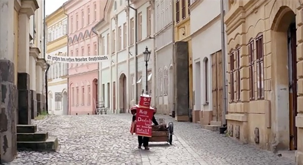 《少年乔乔的异想世界》剧照