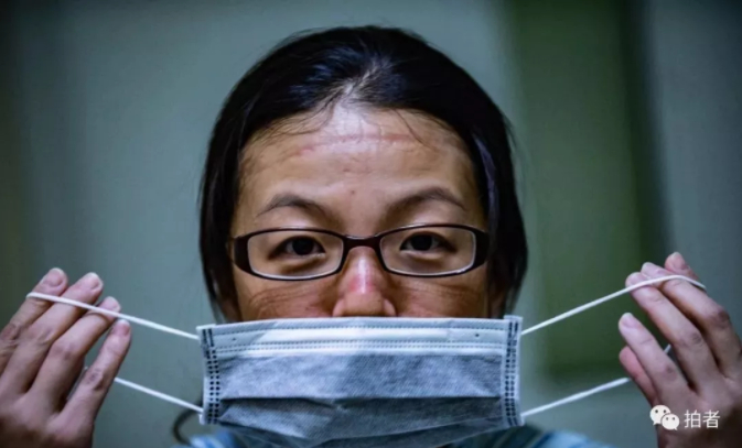 ▲护士阮征。图片来自新京报“拍者” 