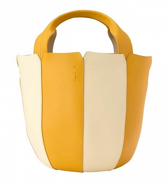 图片来源：FASHION PRESS