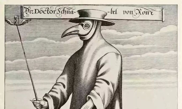 中世纪的鸟嘴面罩