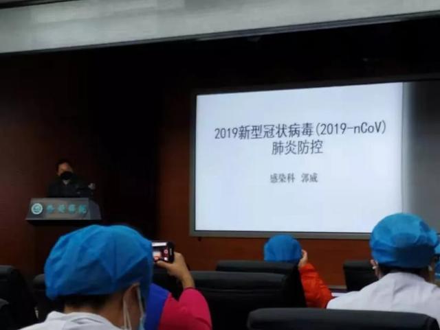 点赞：抗击新冠肺炎疫情，江汉大学学子在行动