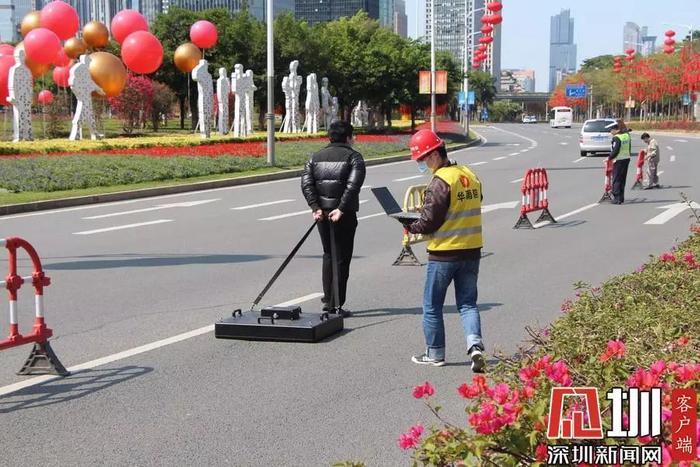 深圳市民广场前一辅路惊现直径一米大坑，原因初步确定！