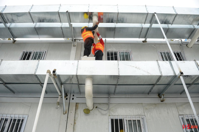 ▲建设过程中的火神山医院
