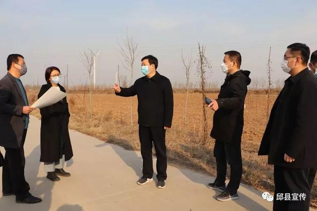 邯郸邱县:简化程序!为了群众健康和农业发展,剑青书记来到一线