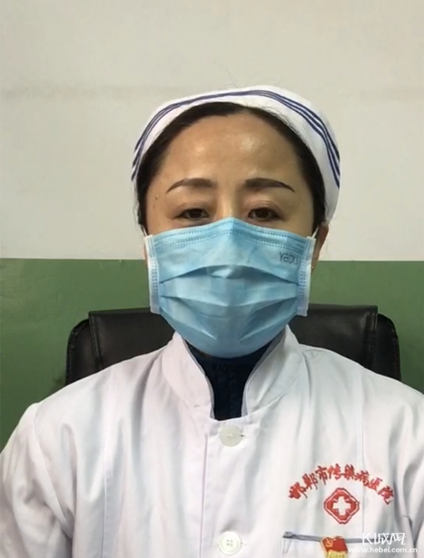 齐桂华在录制视频