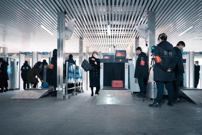 候检50人就要分批进站！北京地铁严格控制车站、车厢人流密度